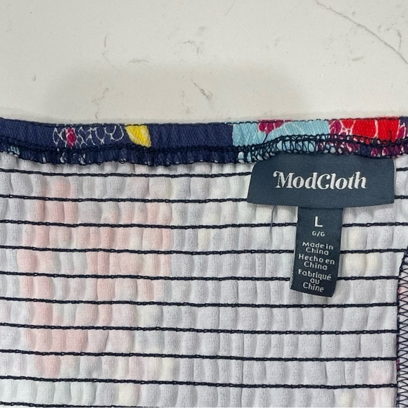 ModCloth Retro A-Line Mini Flower Dress, Smocked back, large - Picture 5 of 6